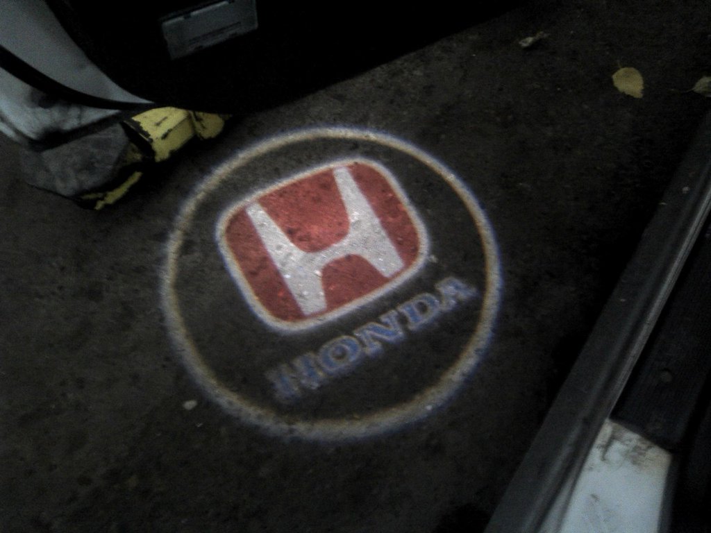 h-0lCYlVE38.jpg